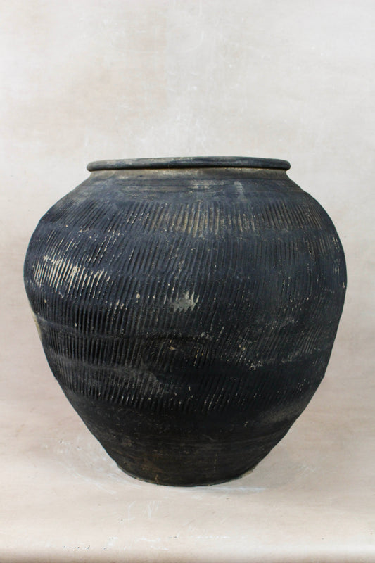 Vintage Textured Grey Pot - VT17
