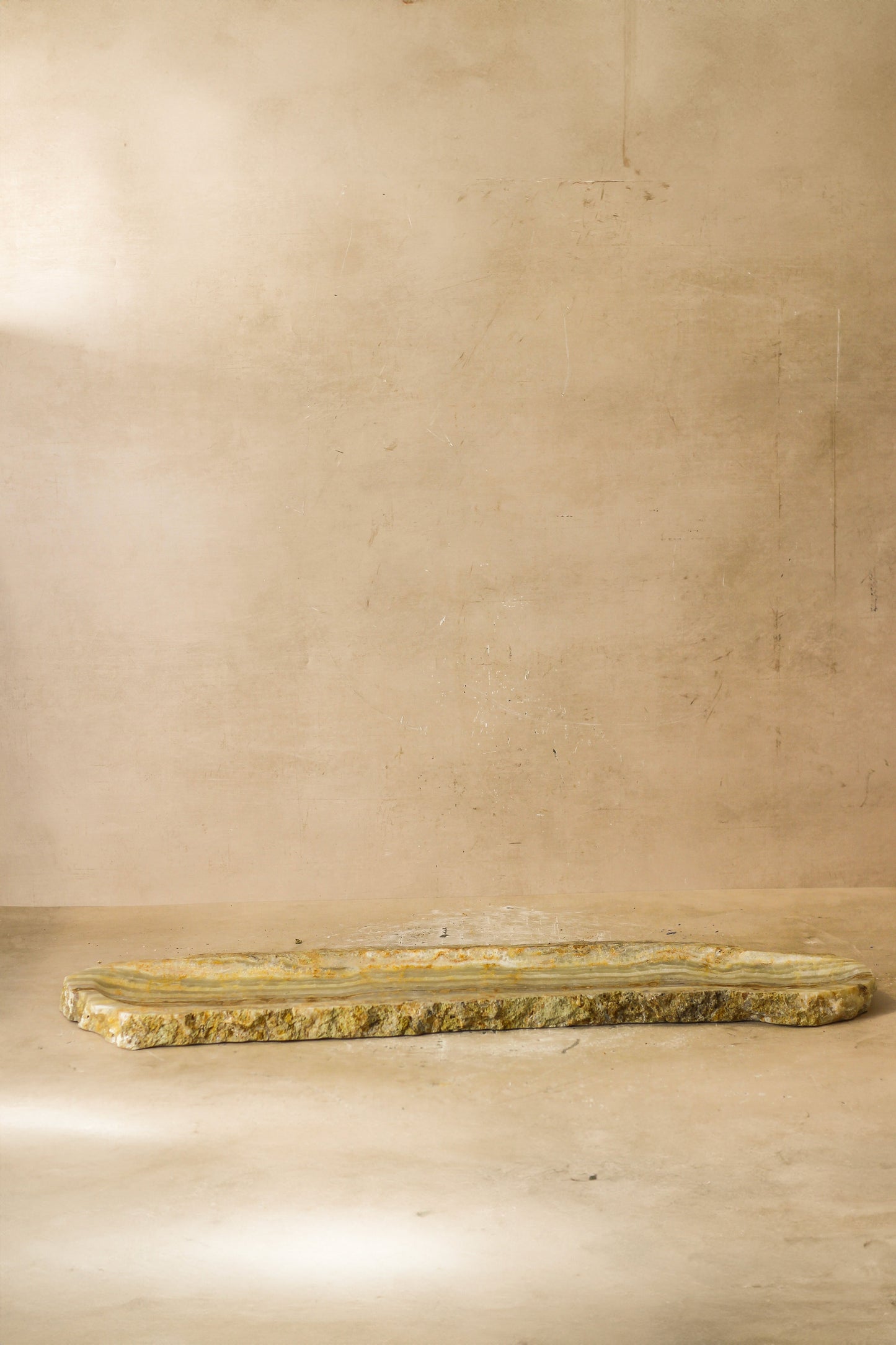 Premium Onyx Tray Raw Edge No 12