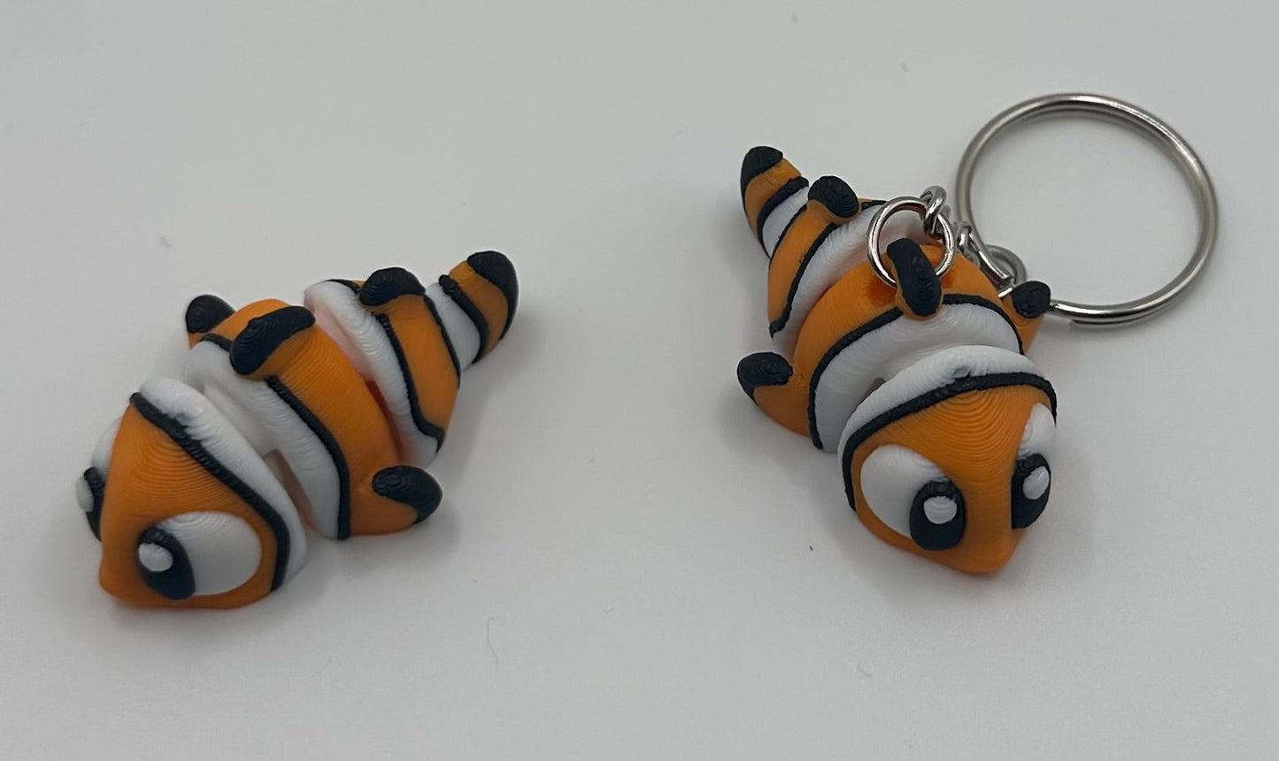 3D Printed Flexi Clown Fish | Nemo Inspired Fidget Toy | Desk Buddy | Keychain | Keyring Gift for Ocean Lovers | Articulated Fish