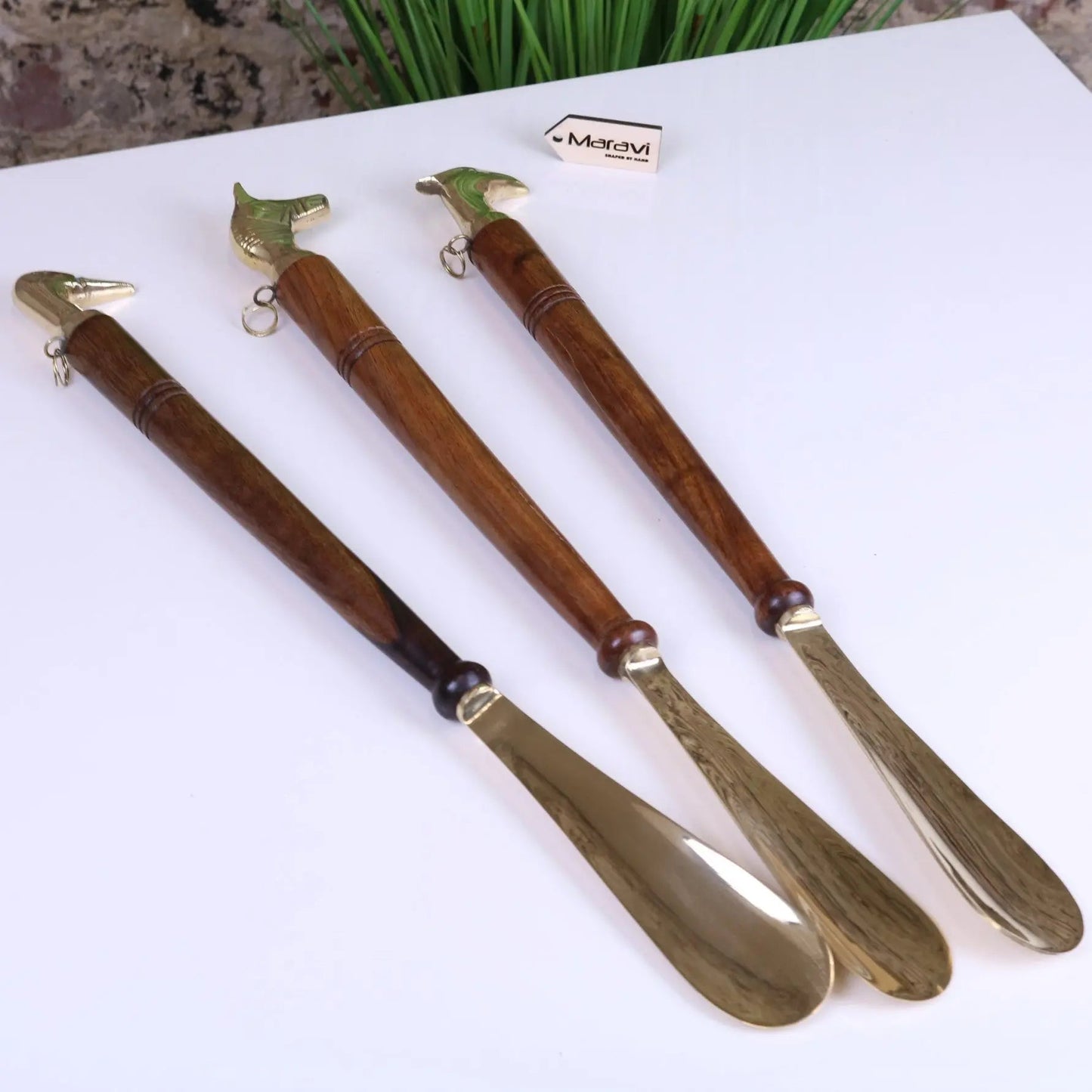 Naka Long Shoe Horn Wooden Brass Animal Top 46cm