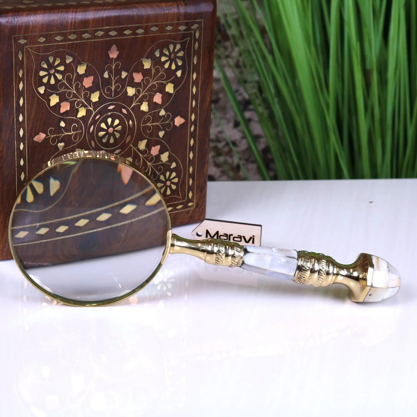 Yala Reading Magnifying Glass 10cm Mother of Pearl Brass Handle