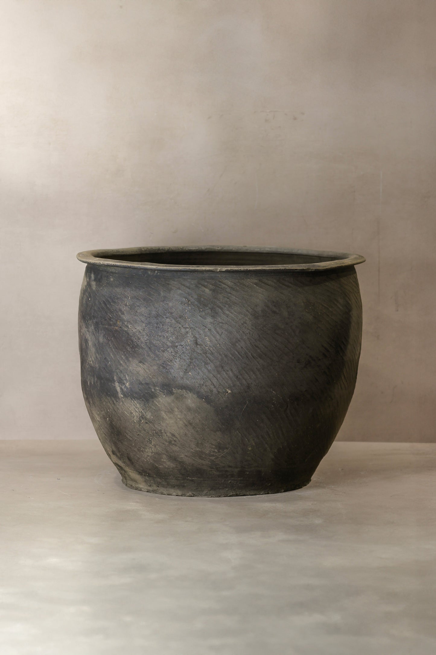 Big Old Grey Asian Pots - L016