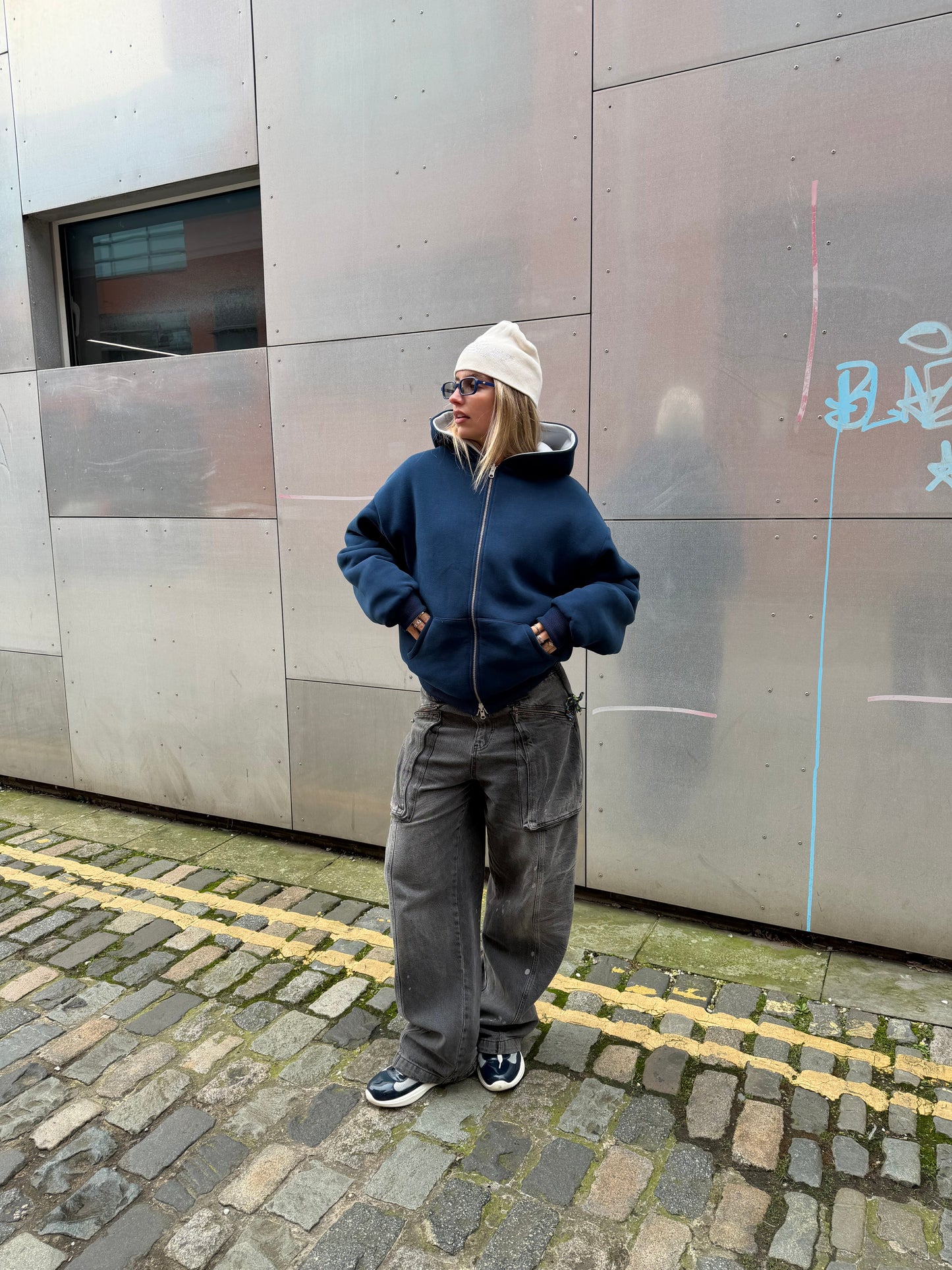 NAVY/STONE REVERSIBLE ZIP HOODIE