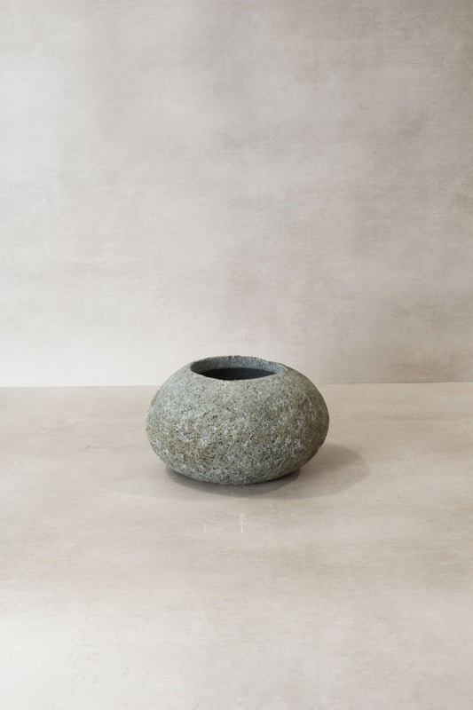 River Stone Planter Pot No5