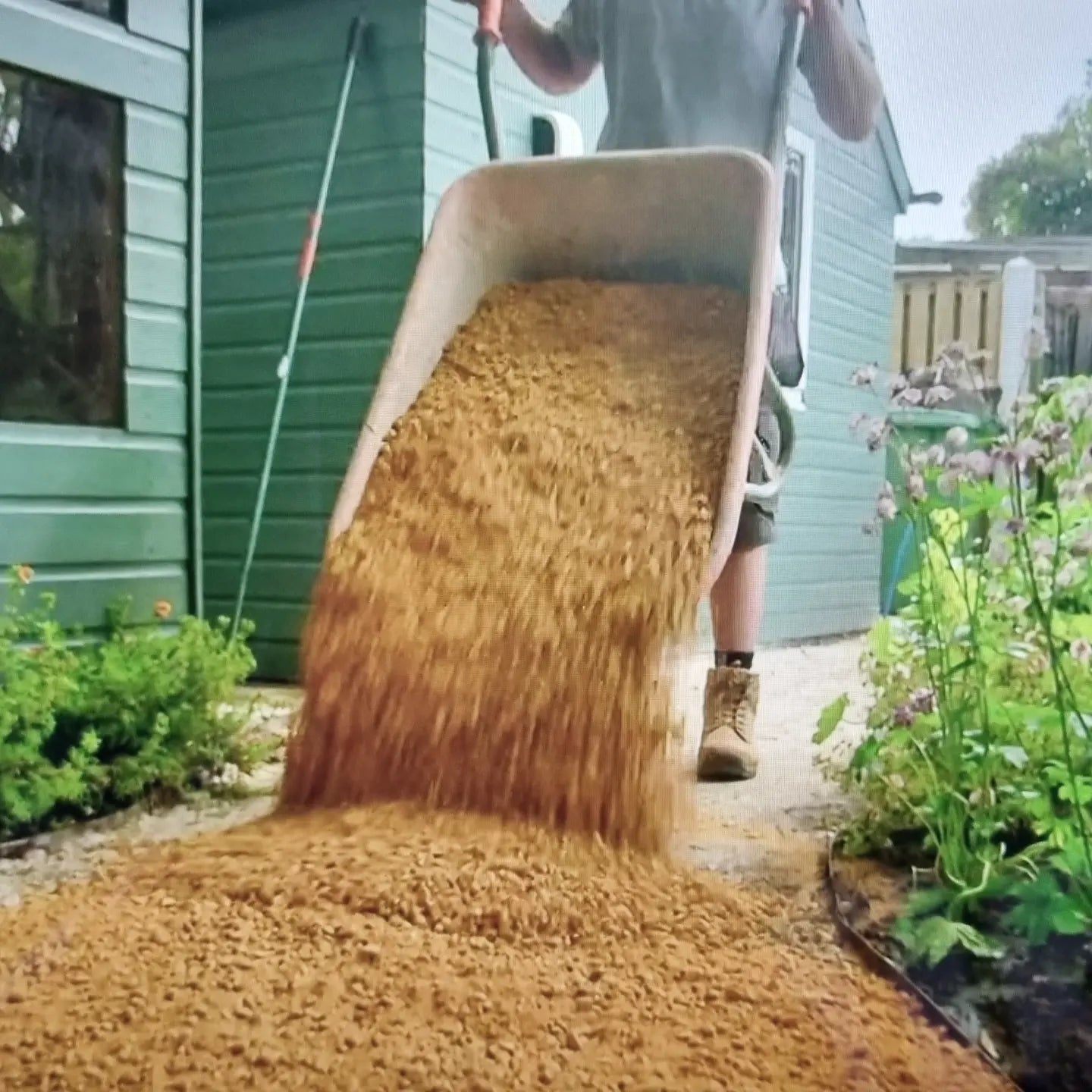 Hoggin Self Binding Gravel 10mm to dust