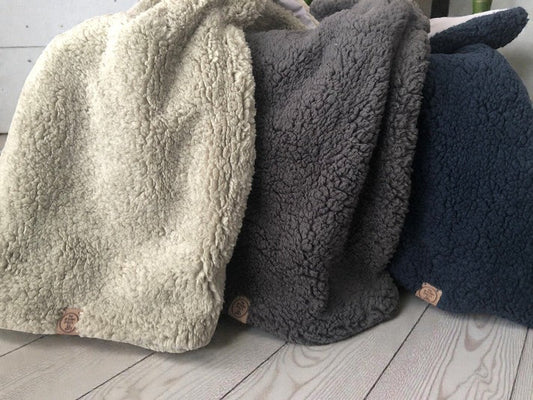 Super Soft Sherpa Fleece Dog/Pet Blanket