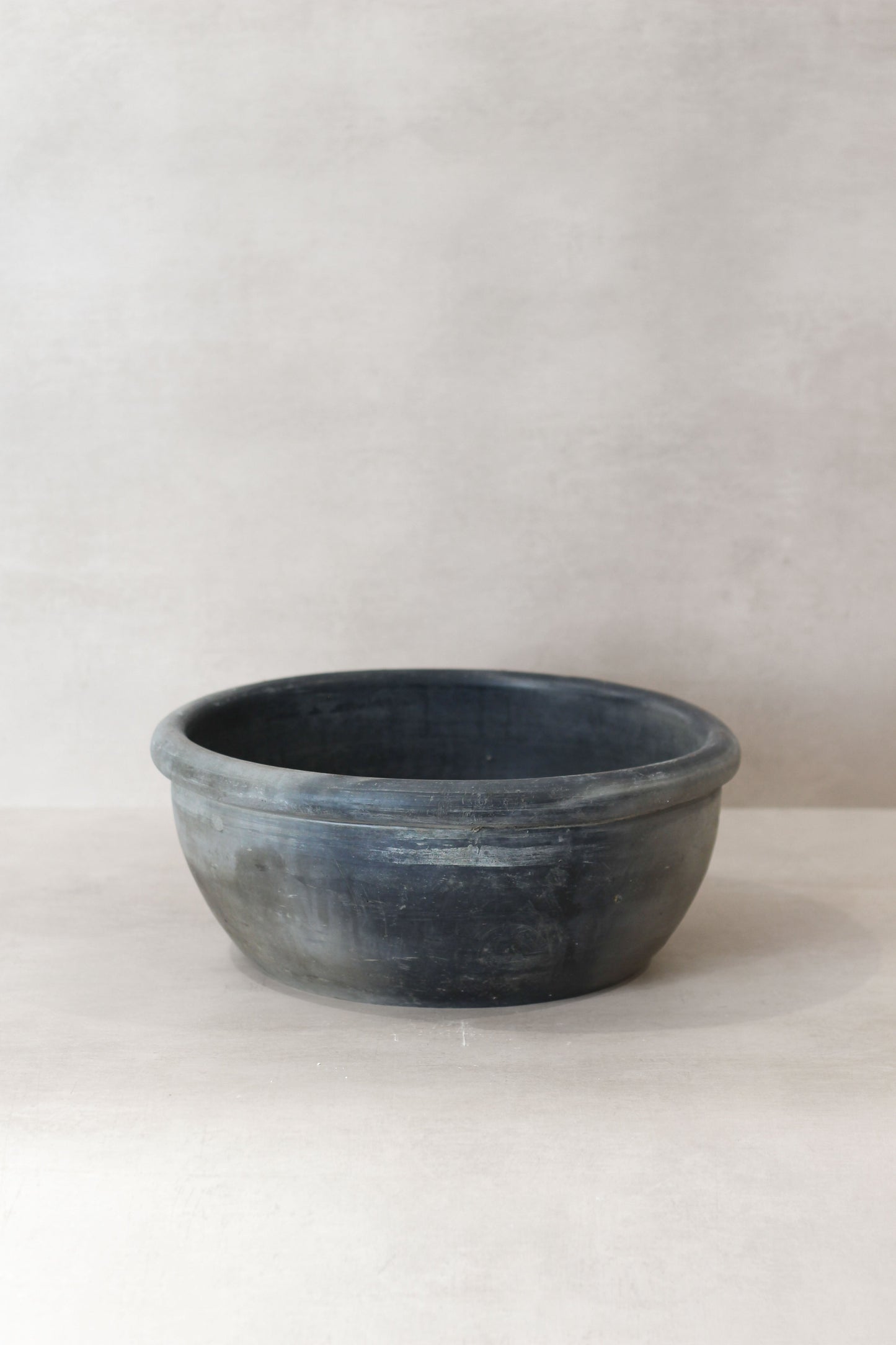 Wabi Sabi Antique Matt Grey Terracotta Bowl - OGB 01
