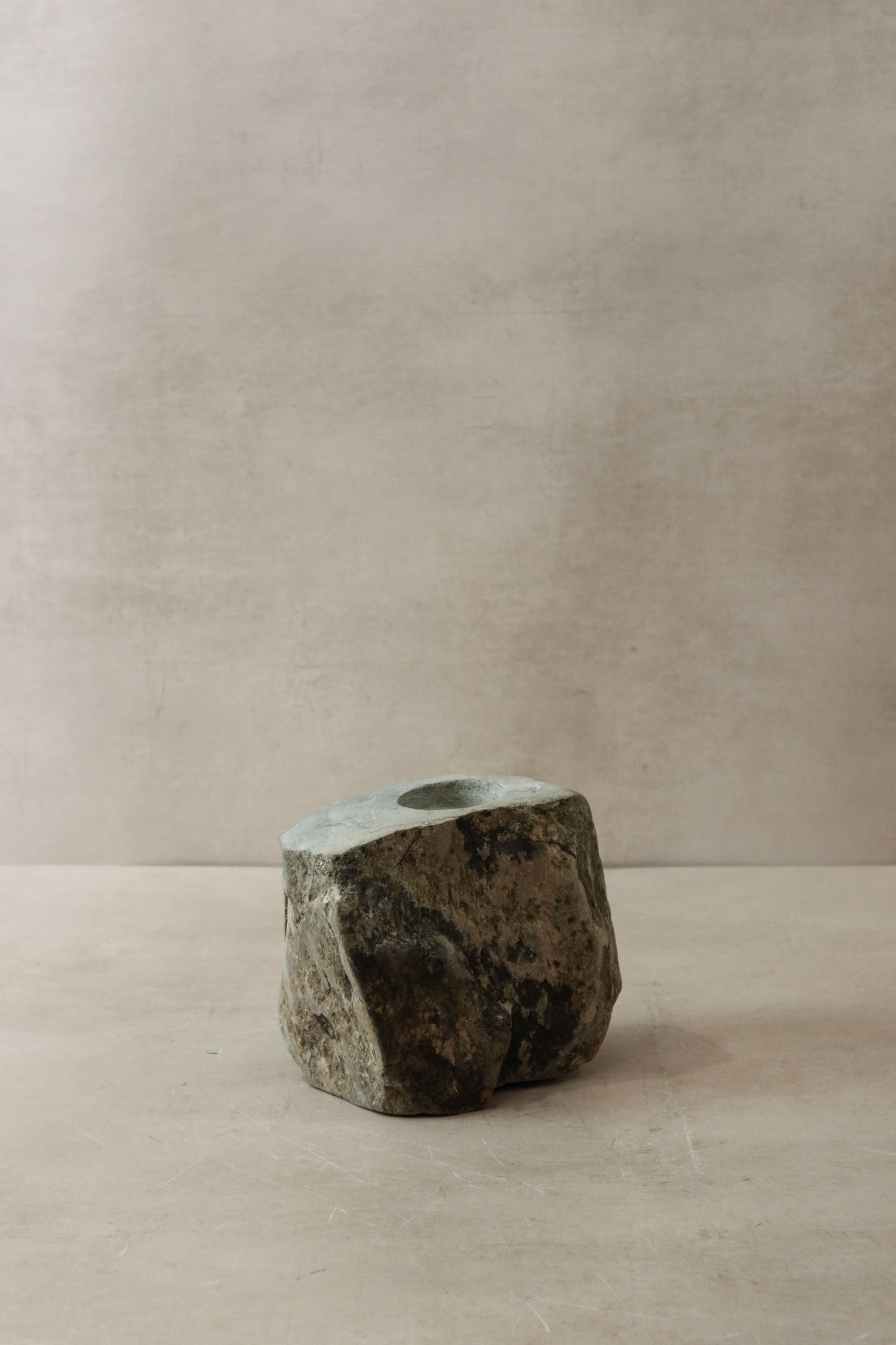 Natural Rough Edge Stone Candle holder - 98.1