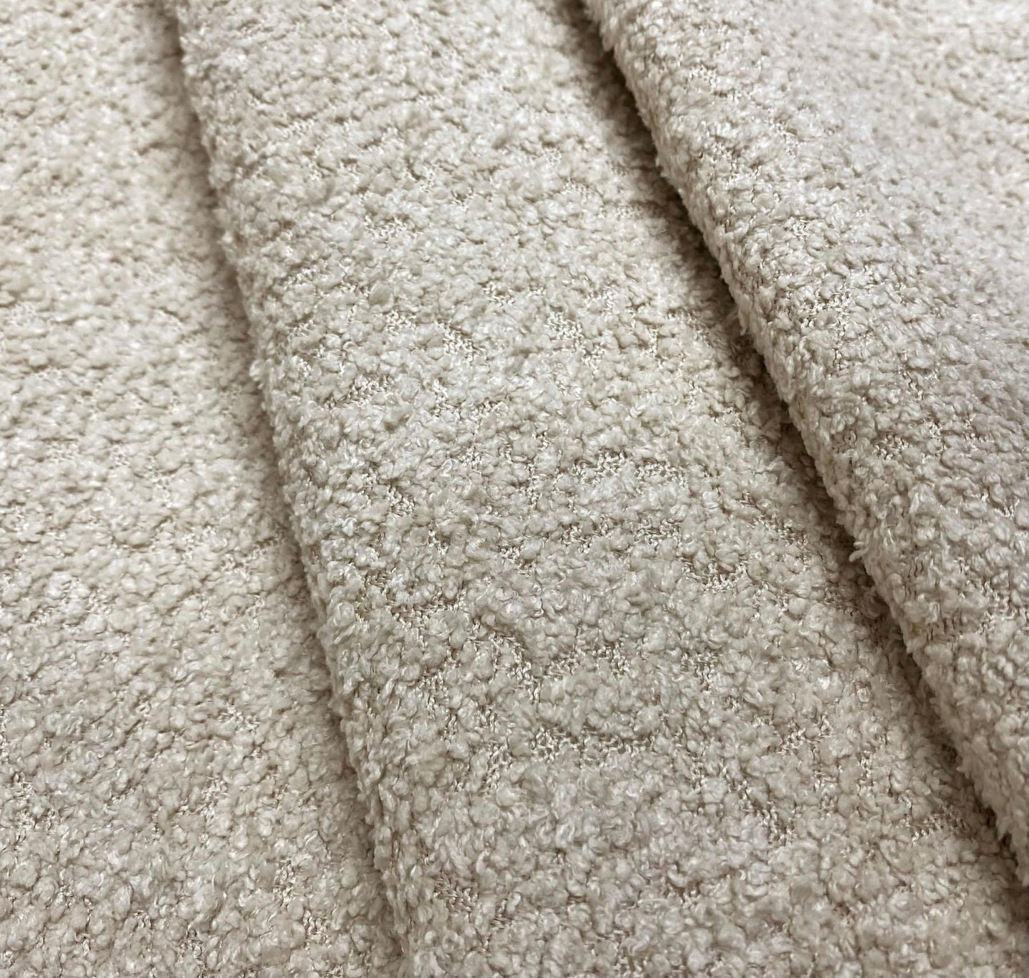 Luxury Handmade Boucle Pocket Sided Dog/cat/pet Bed with removable cushion