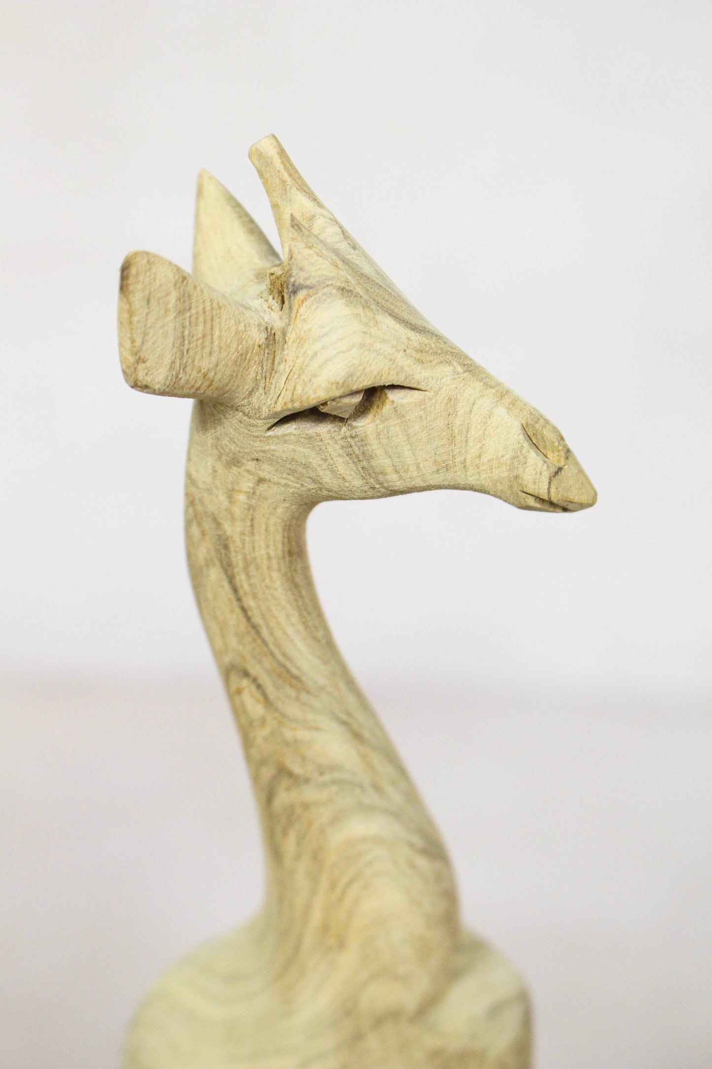 Swazi Giraffe sculptures - wood - 64.5
