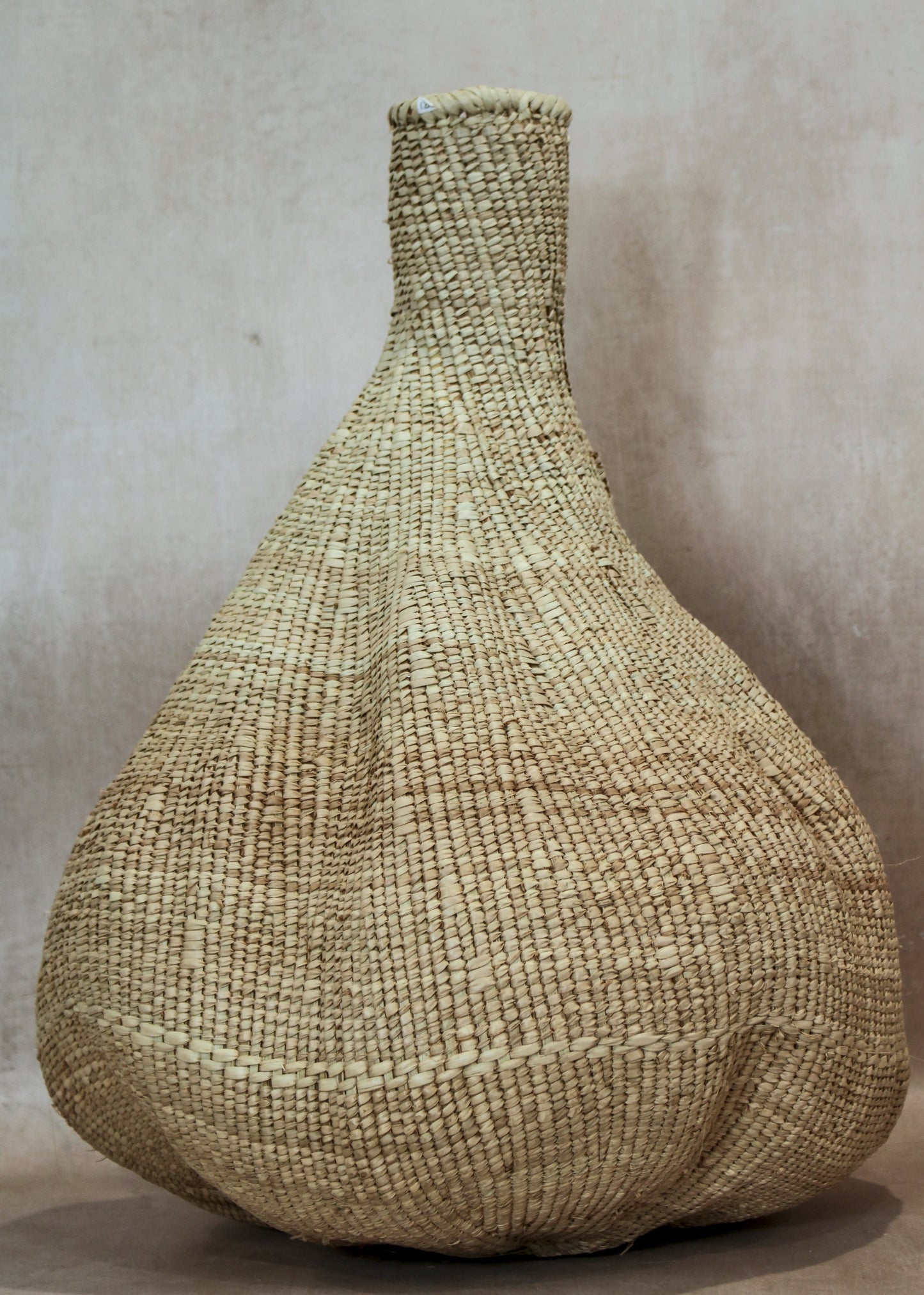 Garlic Gourd woven basket - Zimbabwe - 126.4