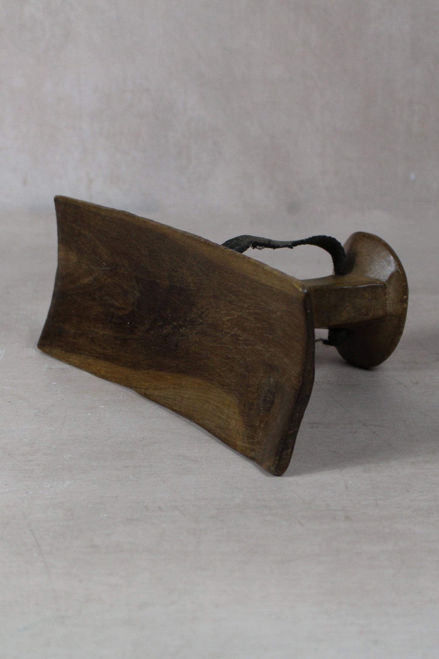 Vintage Nyangatom Headrest - 220.1