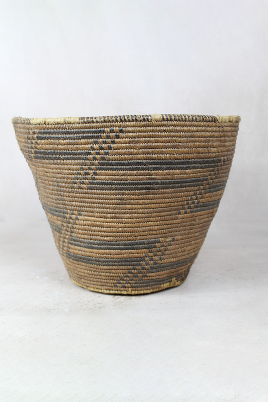Vintage Tutsi Basket - Rwanda - 106.3