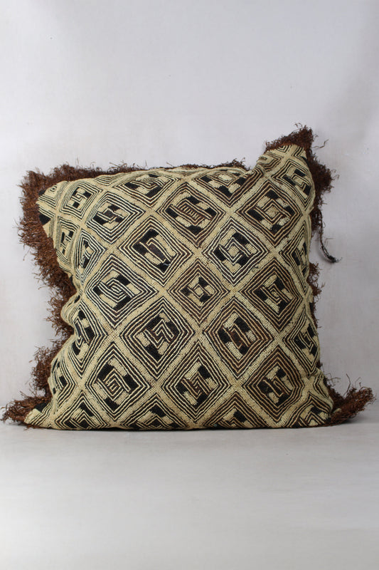 Vintage Showa Cloth Cushion - 25.3