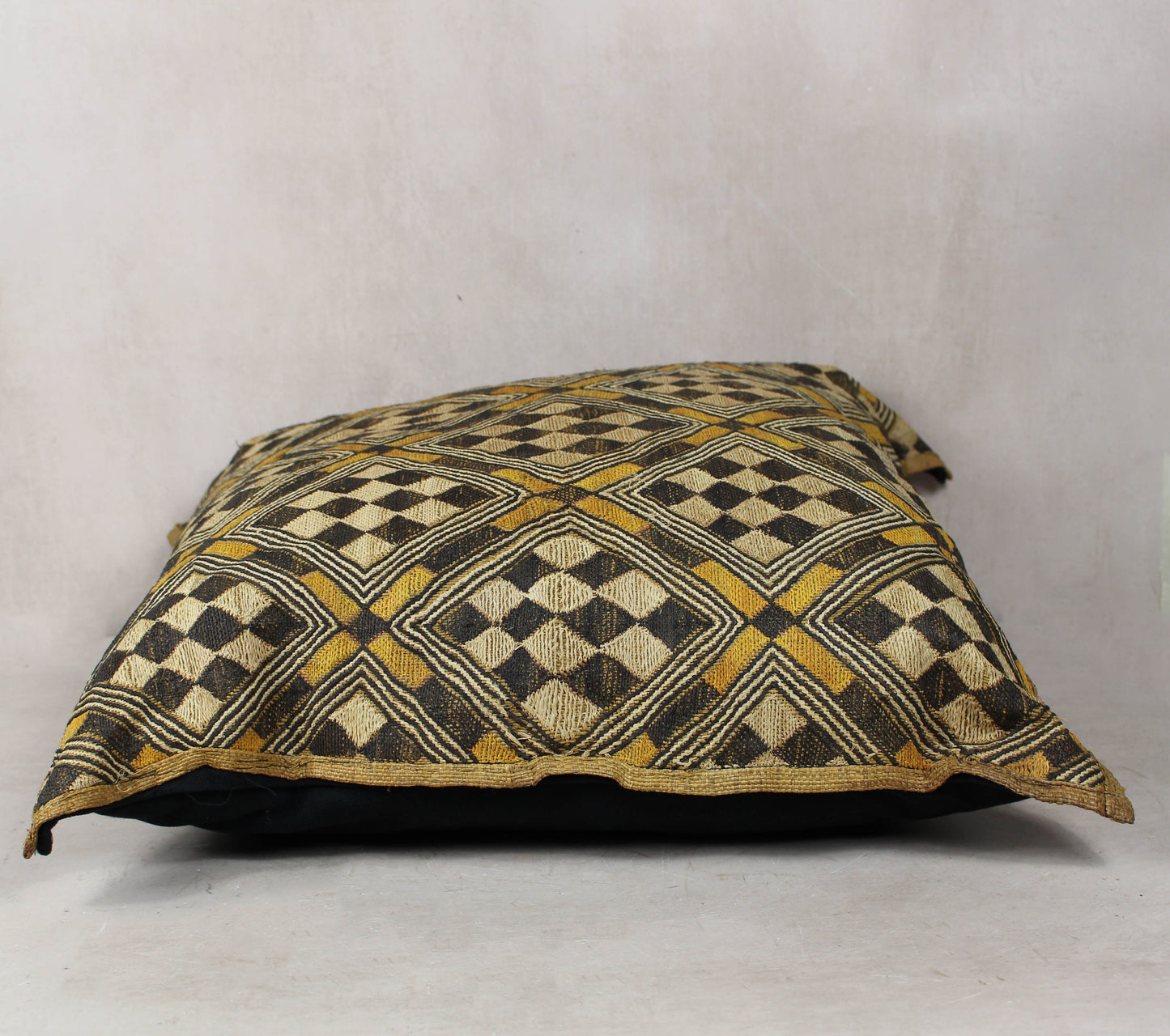 Vintage Showa Cloth Cushion - 25.6