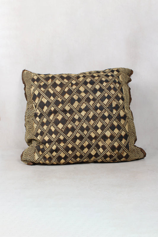 Vintage Showa Cloth Cushion - 25.7