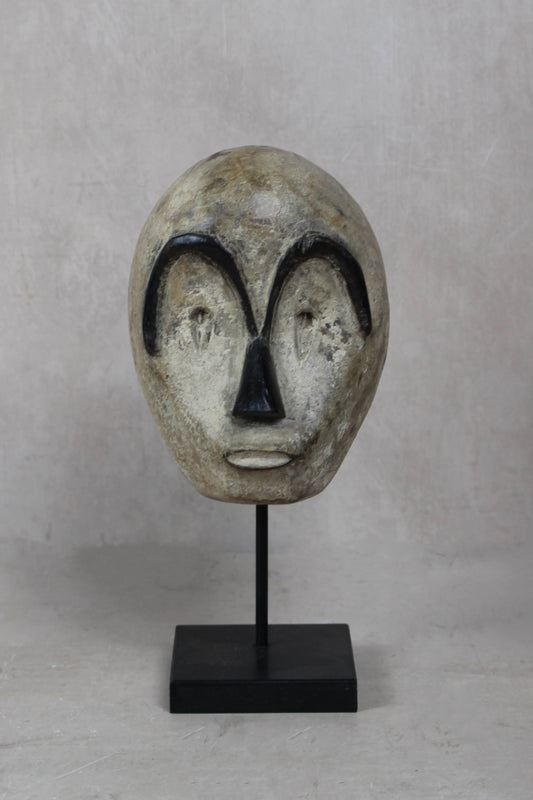 Hand Carved Fang African mask small - 204.1