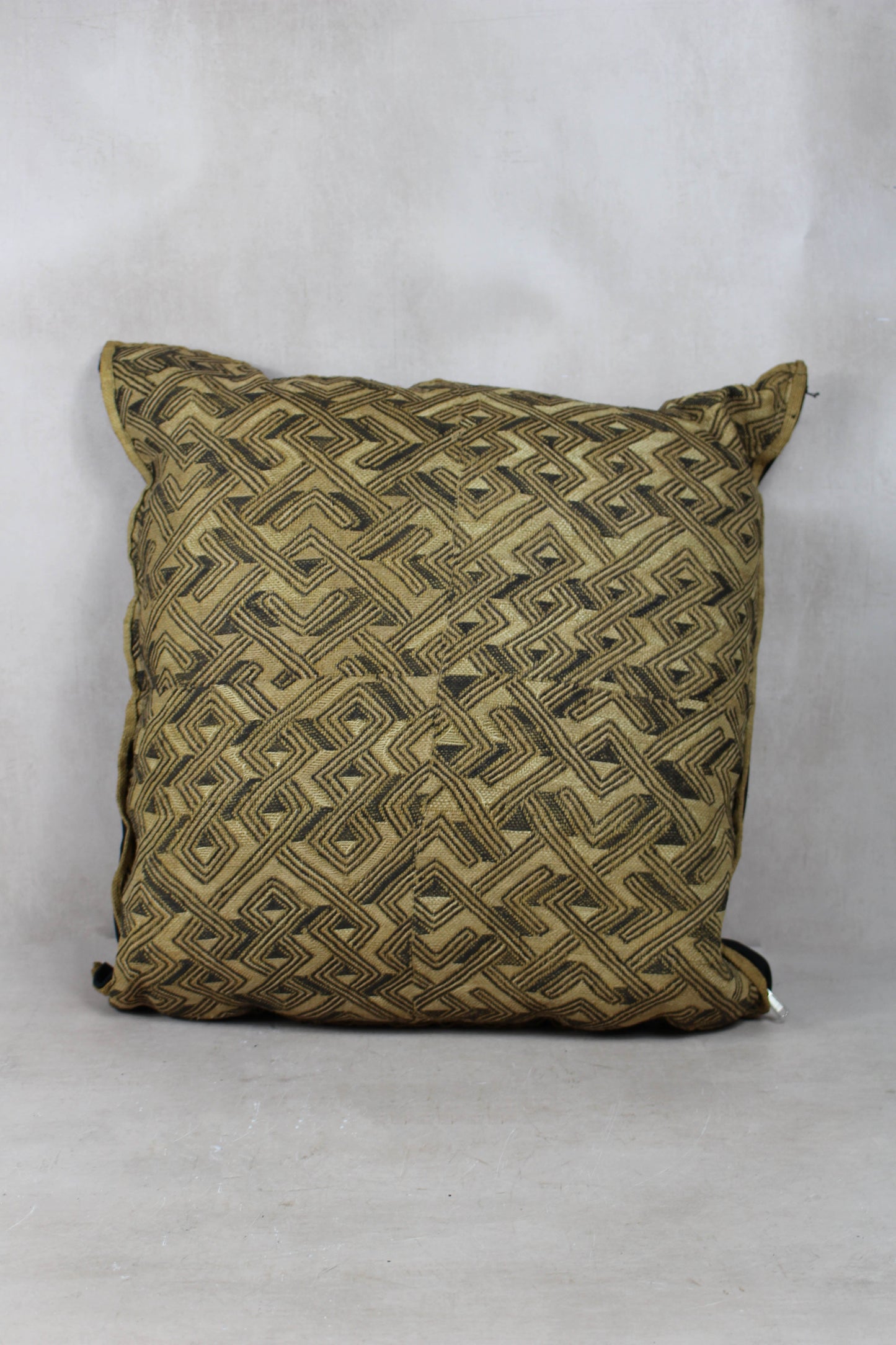 Vintage Showa Cloth Cushion - 25.10