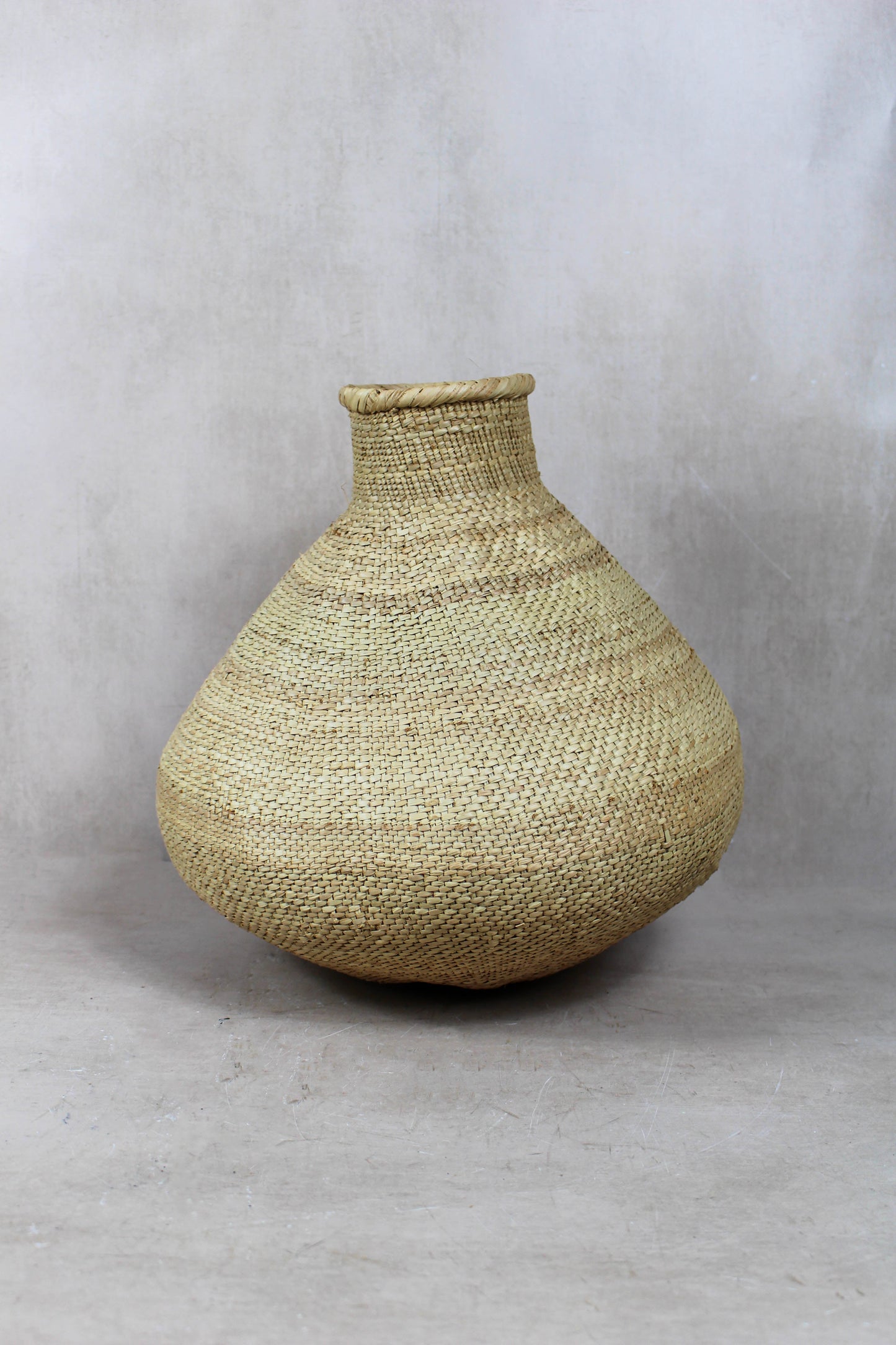 Garlic Gourd woven basket - Zimbabwe - 18.1