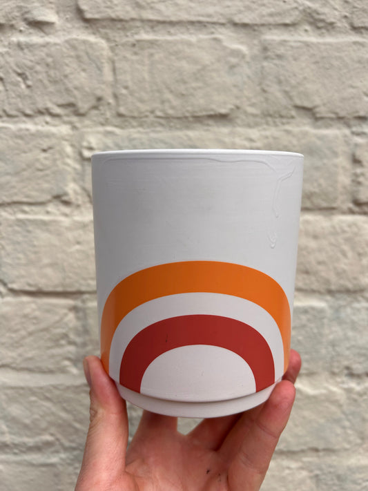 Medium ceramic pot to house nursery pot 9cm or below