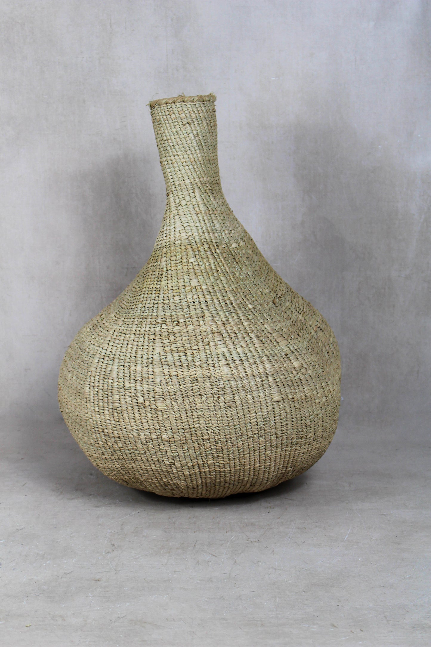 Garlic Gourd woven basket - Zimbabwe - 18.11