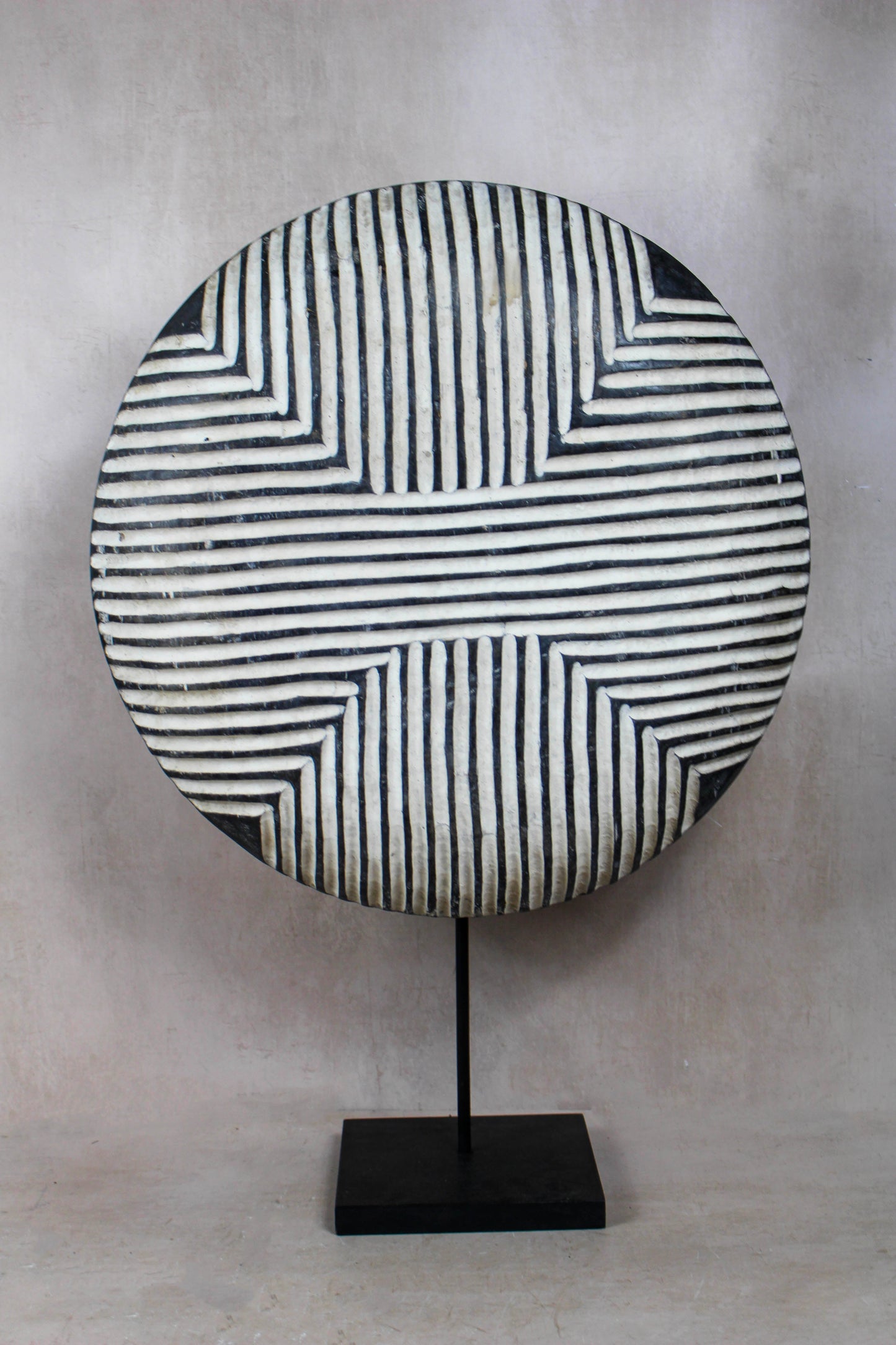 Cameroon Shield Round - 161.4