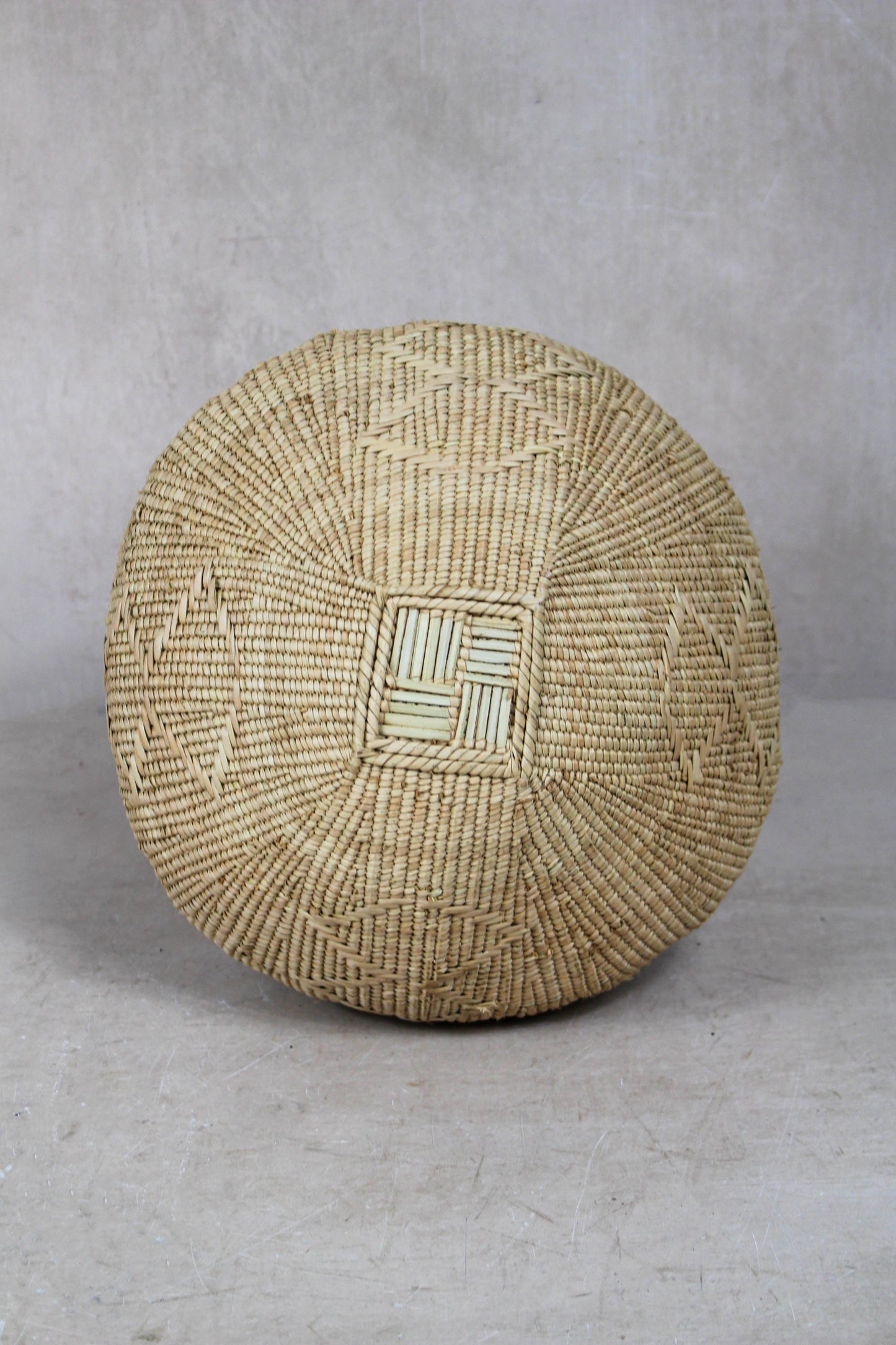 Nongo basket - 122.2