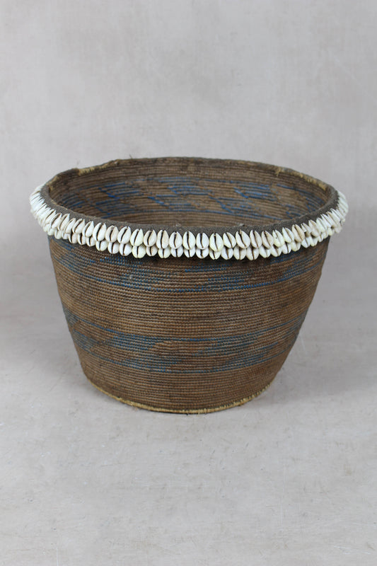 Vintage Tutsi Basket - Rwanda - with Cowrie shells - 106.12