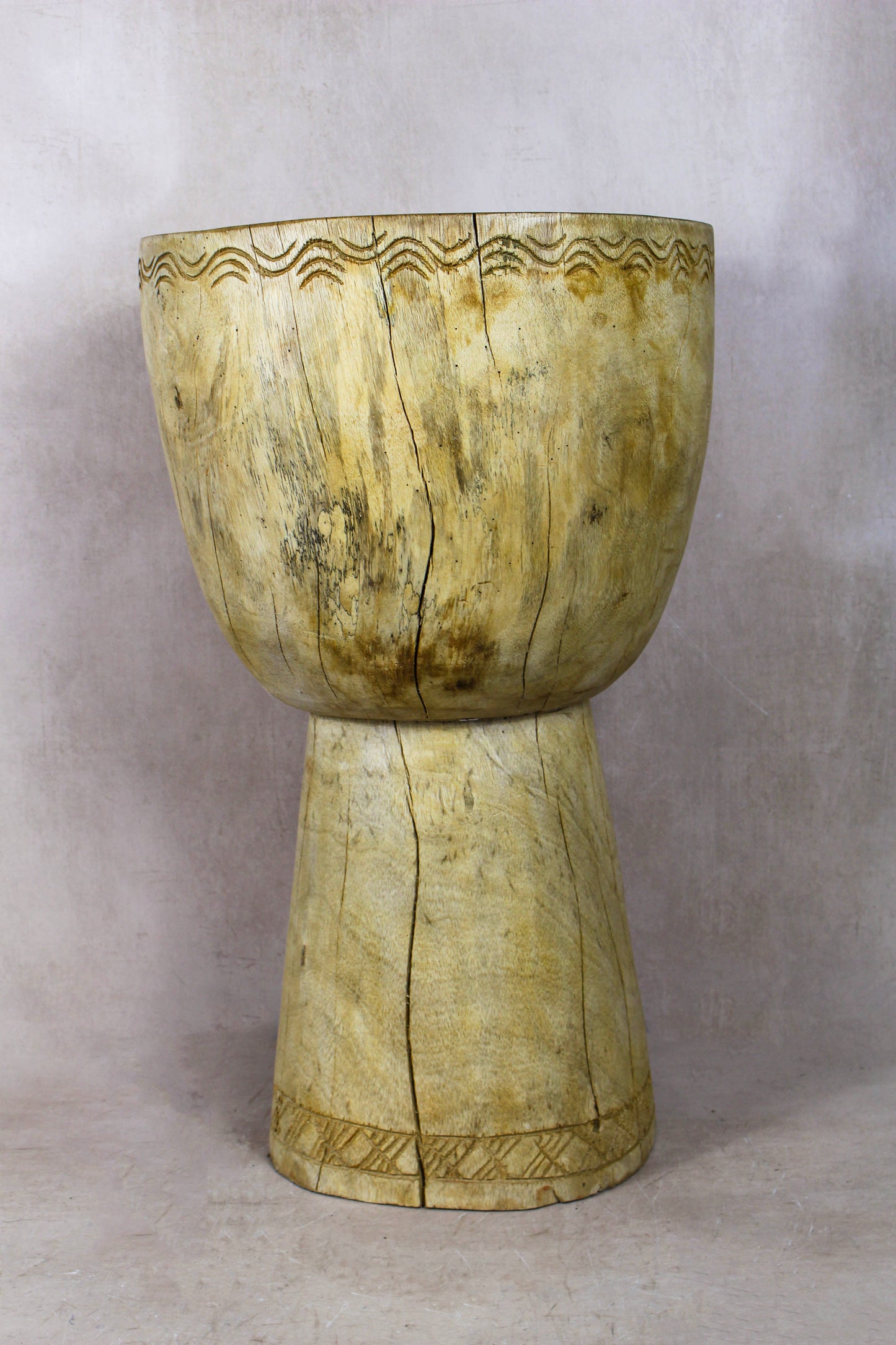 Tapered Wood Side Table - Cameroon - 93.8