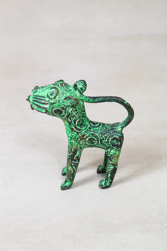Benin Leopard sculpture - Bronze 56.24