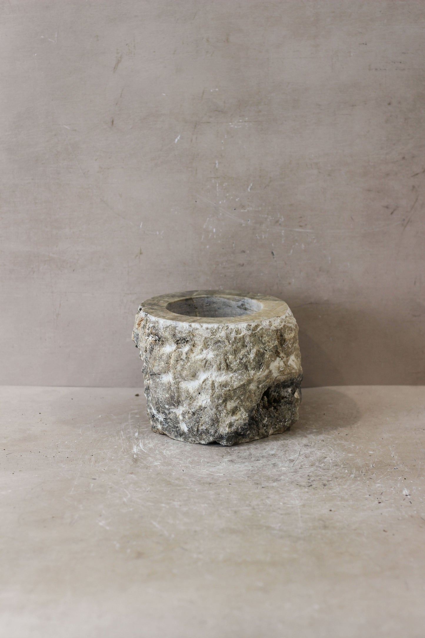 Rough Cut Onyx Candleholder XL 14.2