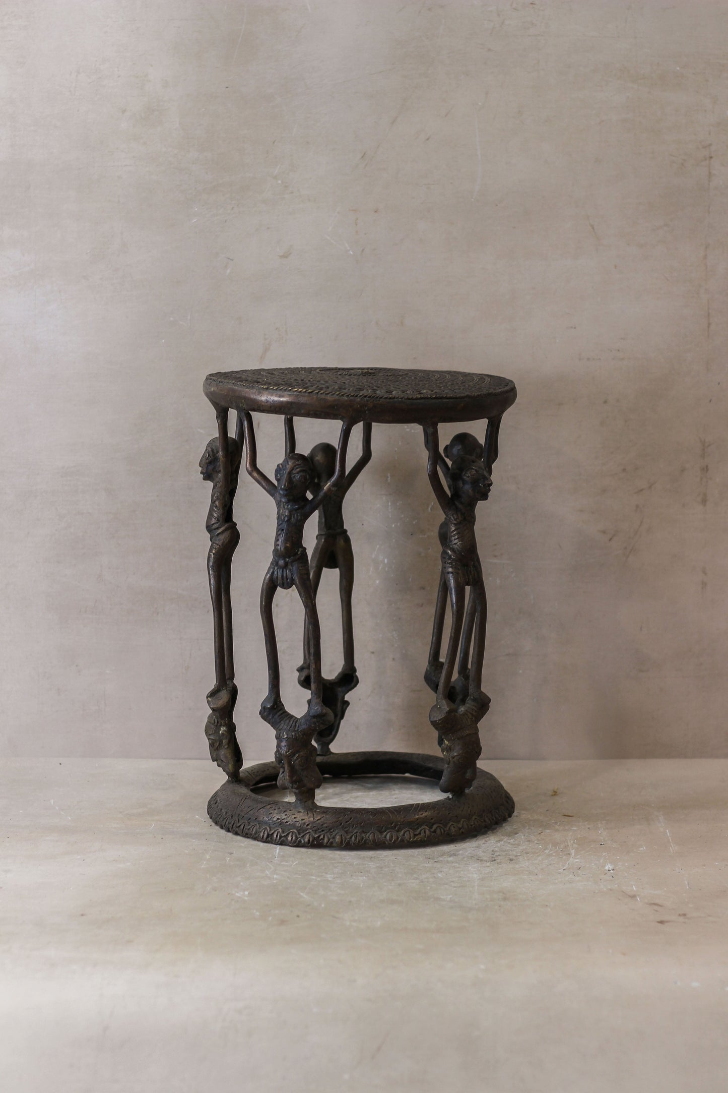 Benin Bronze Table 70.1