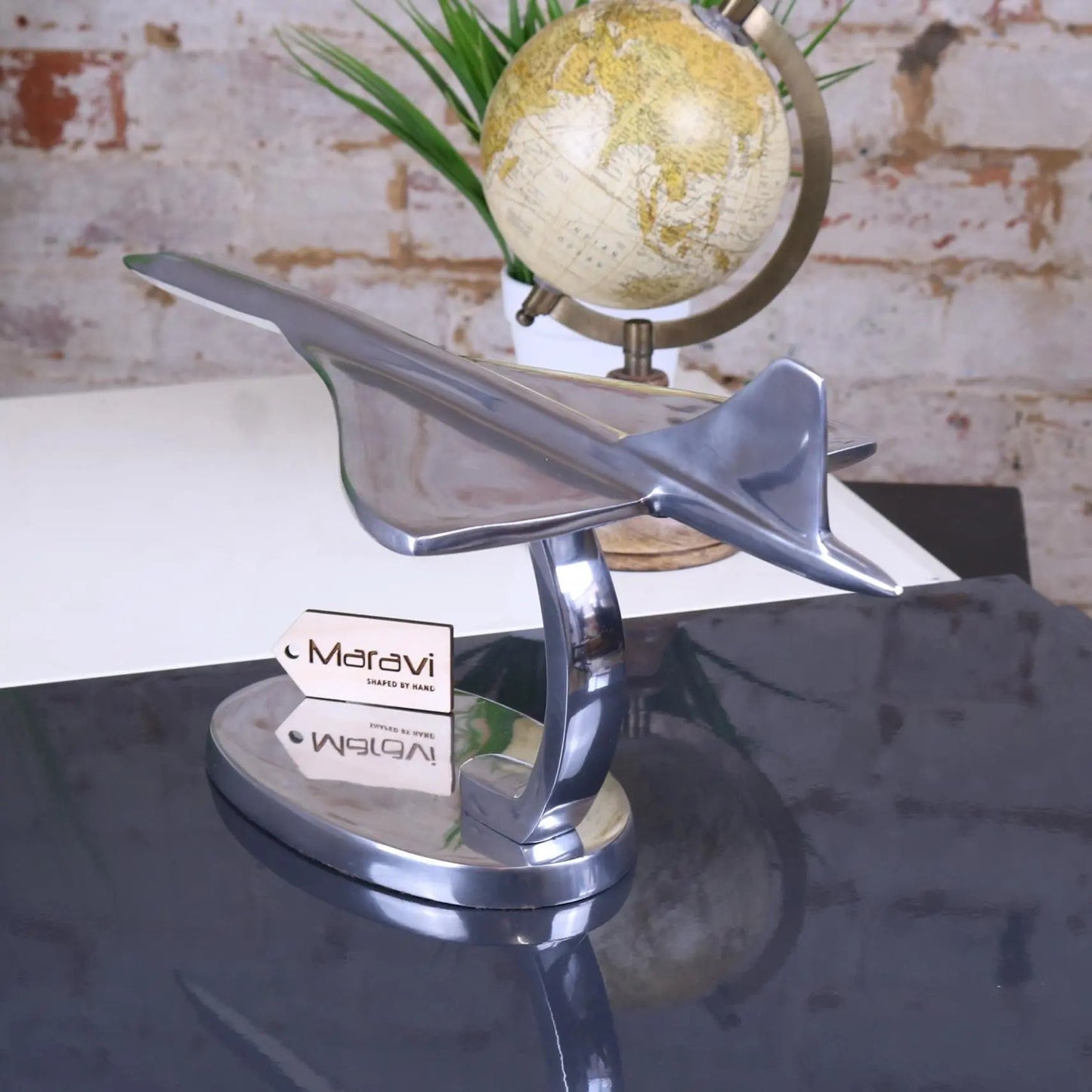 Saran Concorde Model 42cm