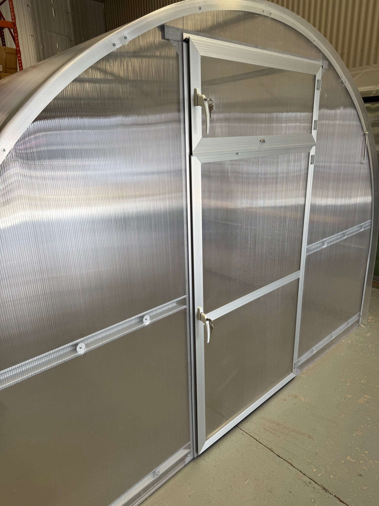 DOME 24M² 3M X 8M (9.8FT X 26FT)