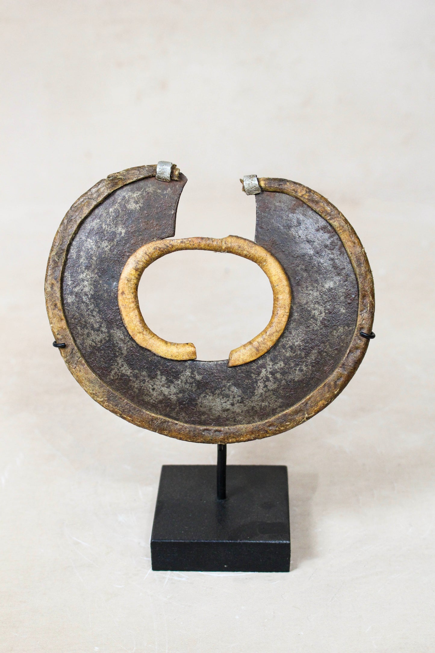 Antique East African "Ararait" Wrist Knife 119.1
