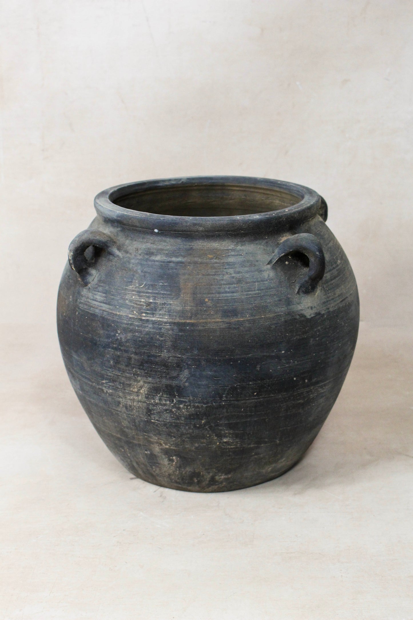 Vintage Dark pot with ears - E4.30