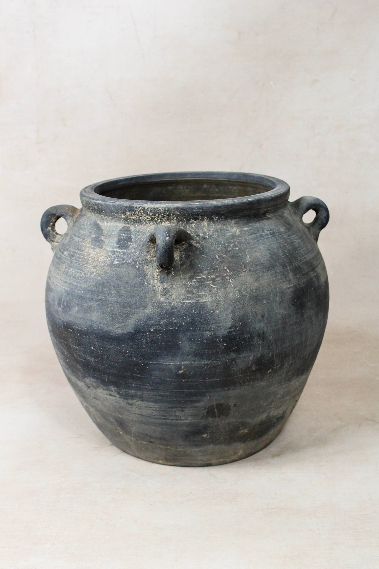 Vintage Dark pot with ears - E4.30