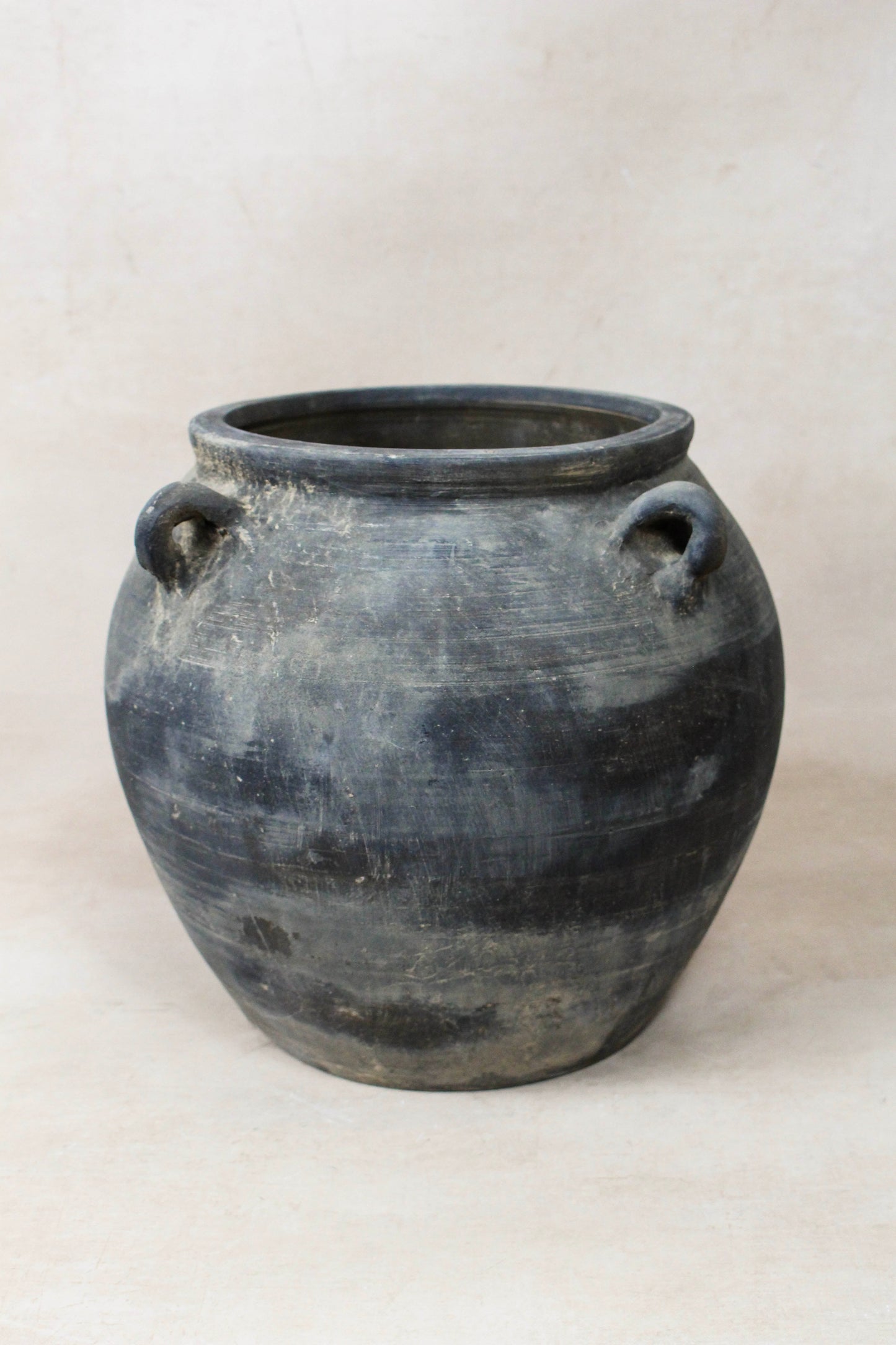 Vintage Dark pot with ears - E4.30