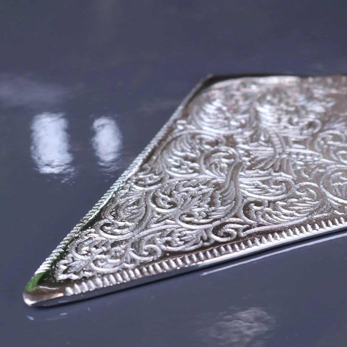 Replica Kings Silver Plated Cake Server