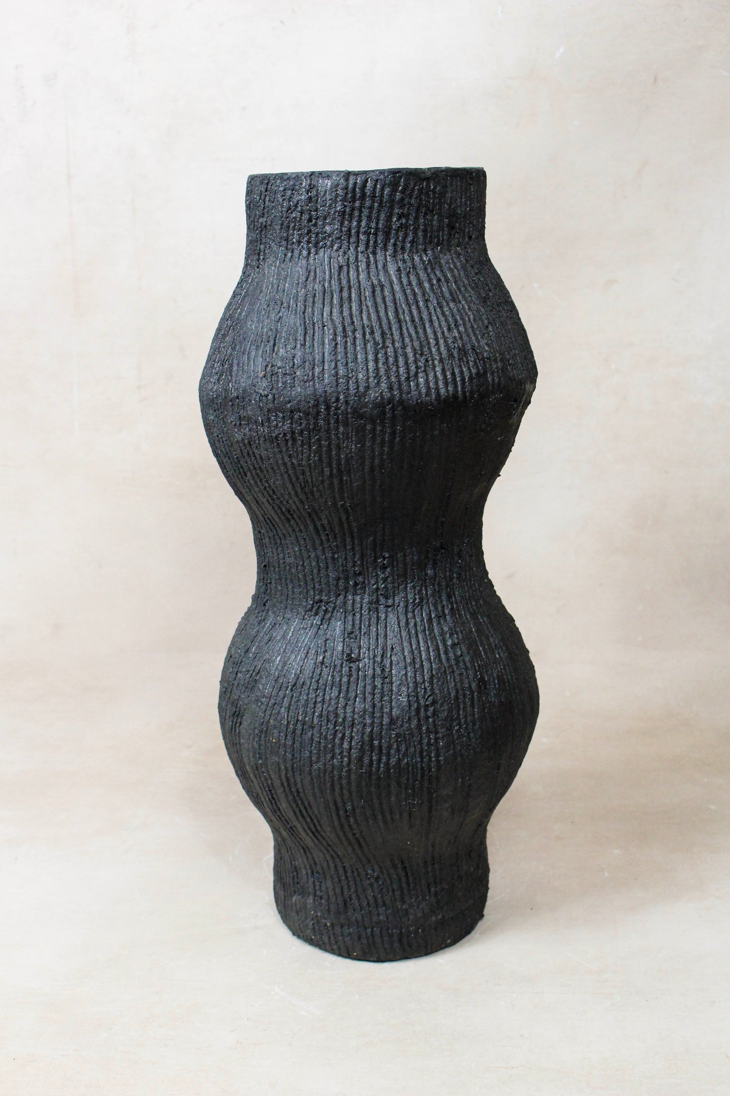 Gege Paper Mache Vase Carbon  Nº 50