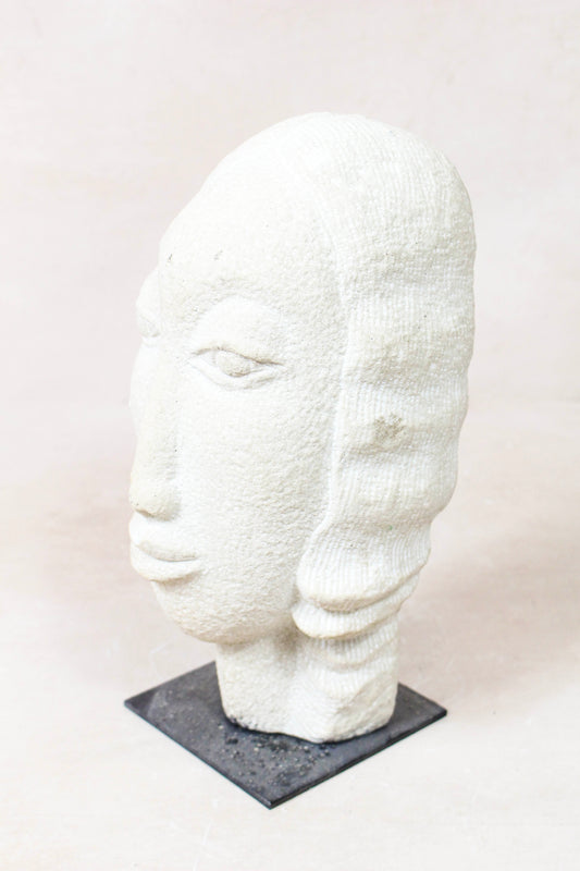 Stone head sculpture by Rizimu Chiwawa Zimbabwe 31.03