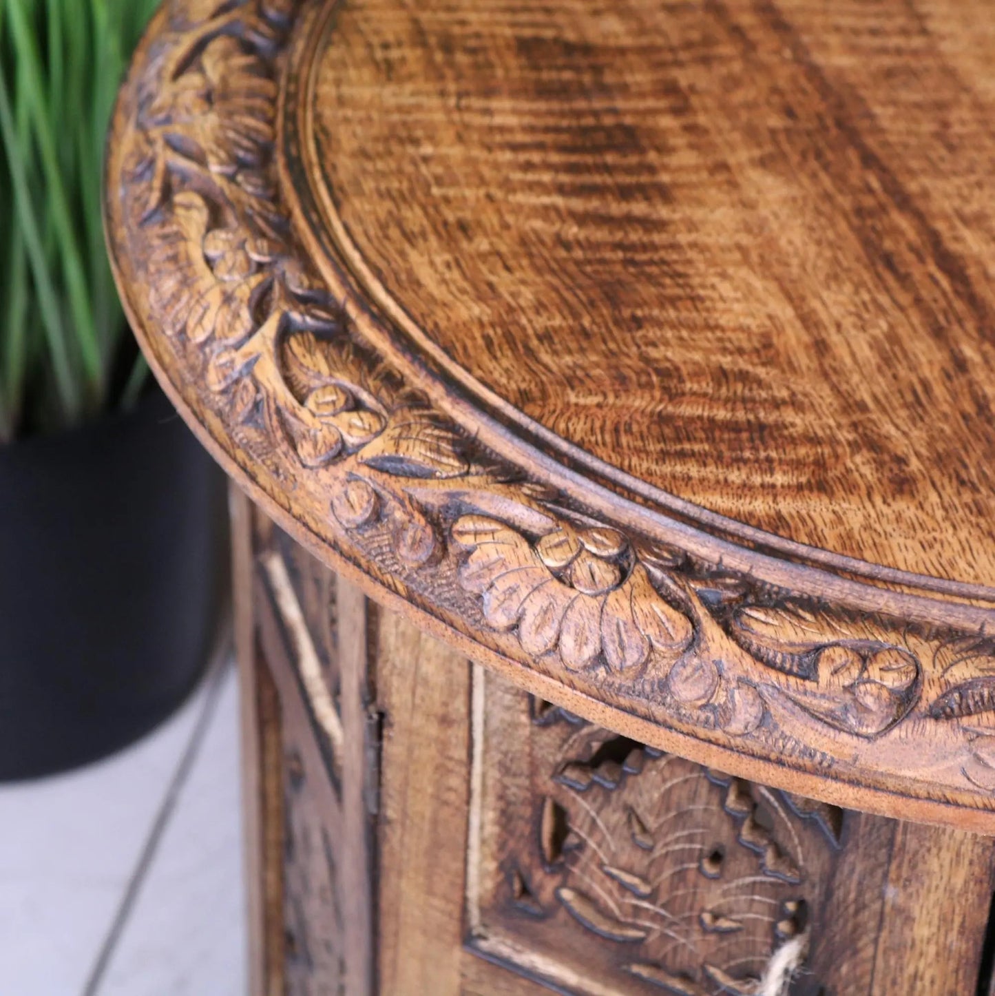 Rengali Large Mango Wood Side Table Leaf Carving