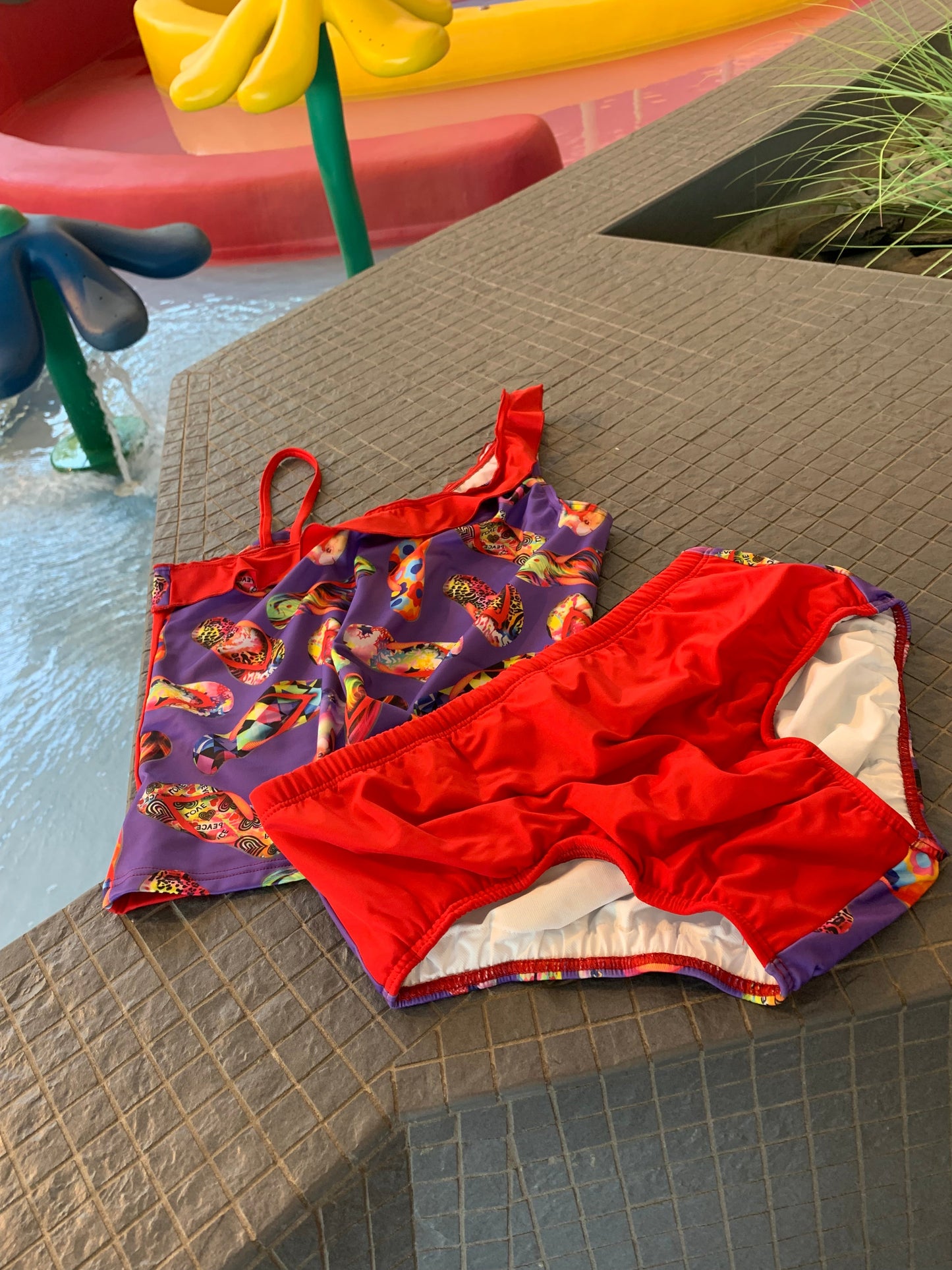 Girl's Flipflop Tankini w/briefs swimsuit *