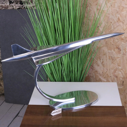 Saran Concorde Model 71cm