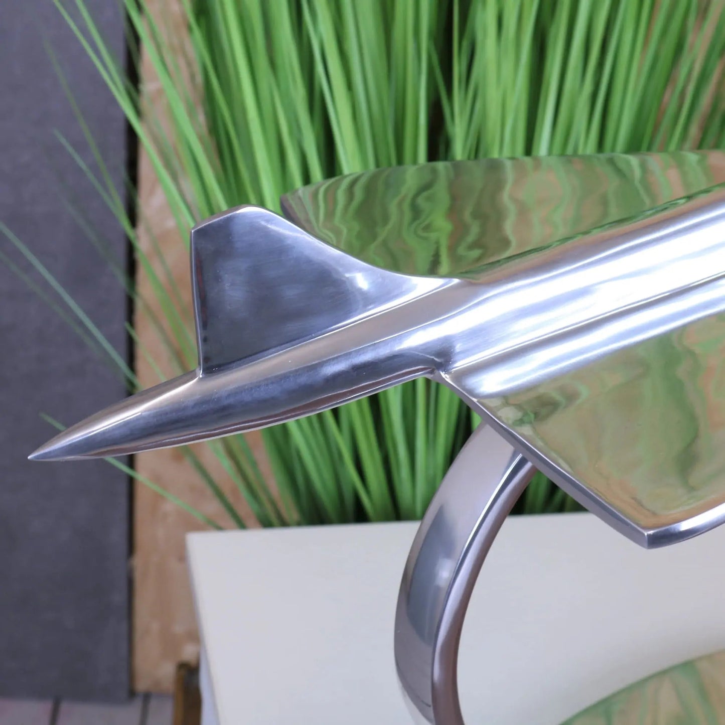 Saran Concorde Model 71cm