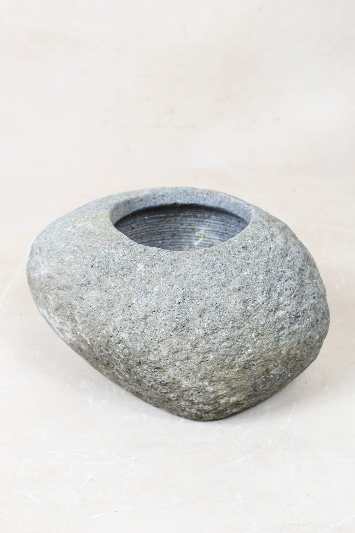 River Stone Planter Pot 22.6