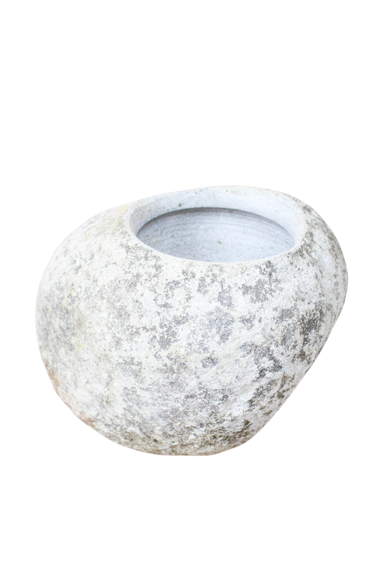 River Stone Planter Pot 22.7
