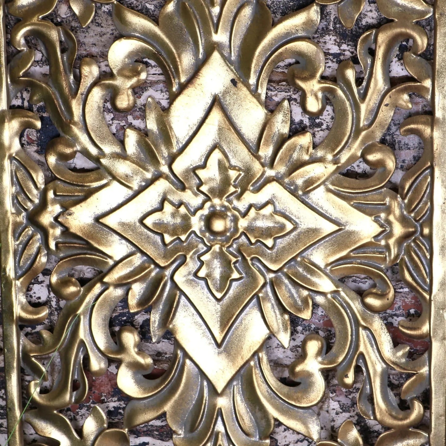 Talwara Filigree Gold Wall Art Metal