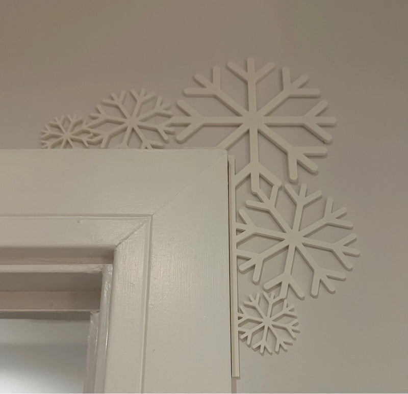 Snowflake Door Corner Decoration | Winter Door Topper | Christmas Snowflake Decor | Seasonal Home Decoration