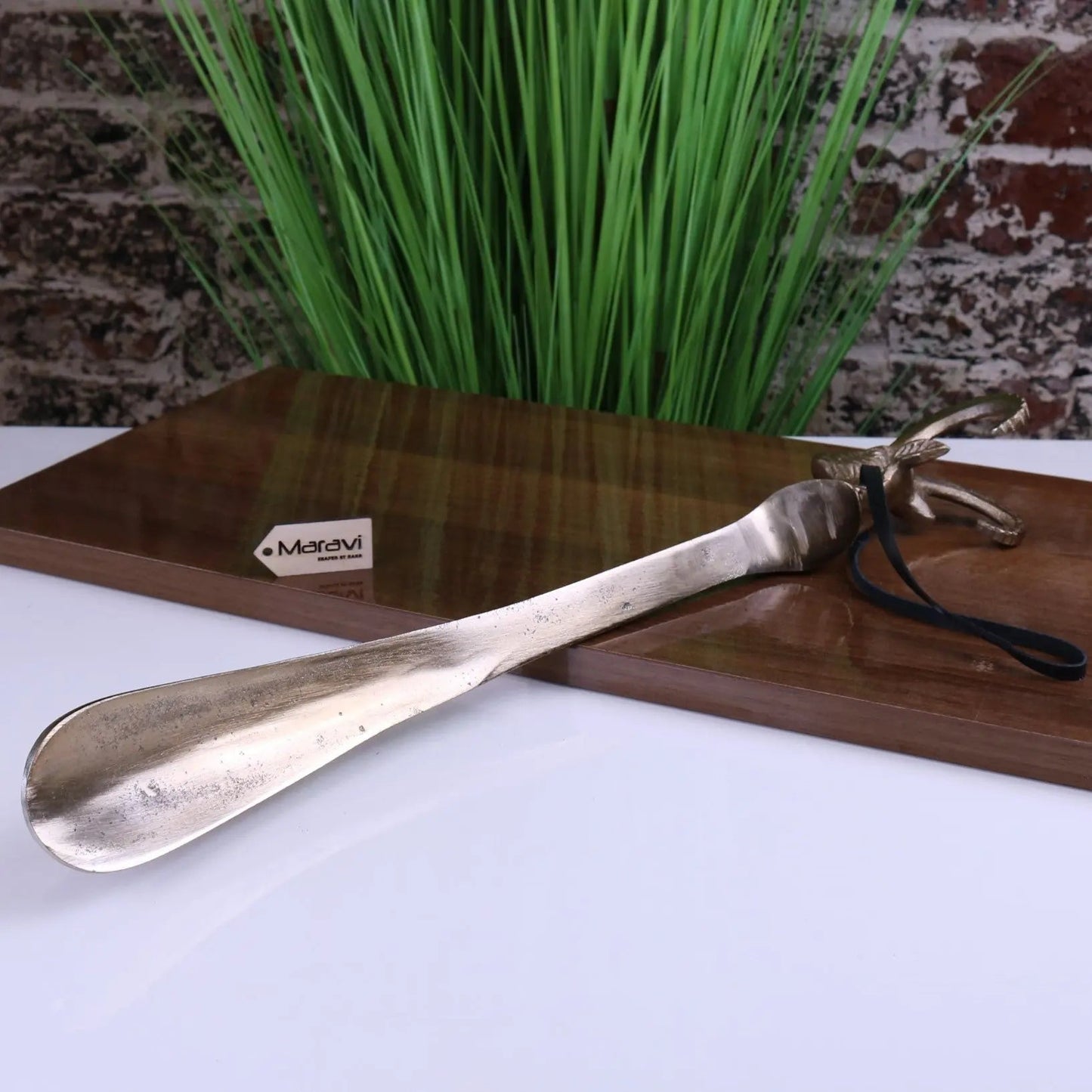 Kaisa Ram's Head Antique Style Shoe Horn Antique Gold